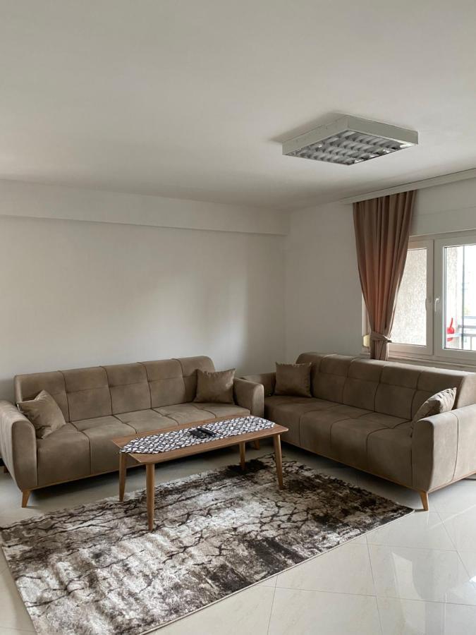 Capital Apartment Prishtina プリシュティナ エクステリア 写真