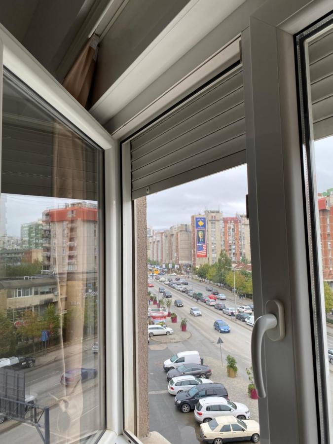 Capital Apartment Prishtina プリシュティナ エクステリア 写真